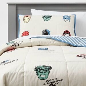 Marvel Superhero Bedding Set - Cream and Blue